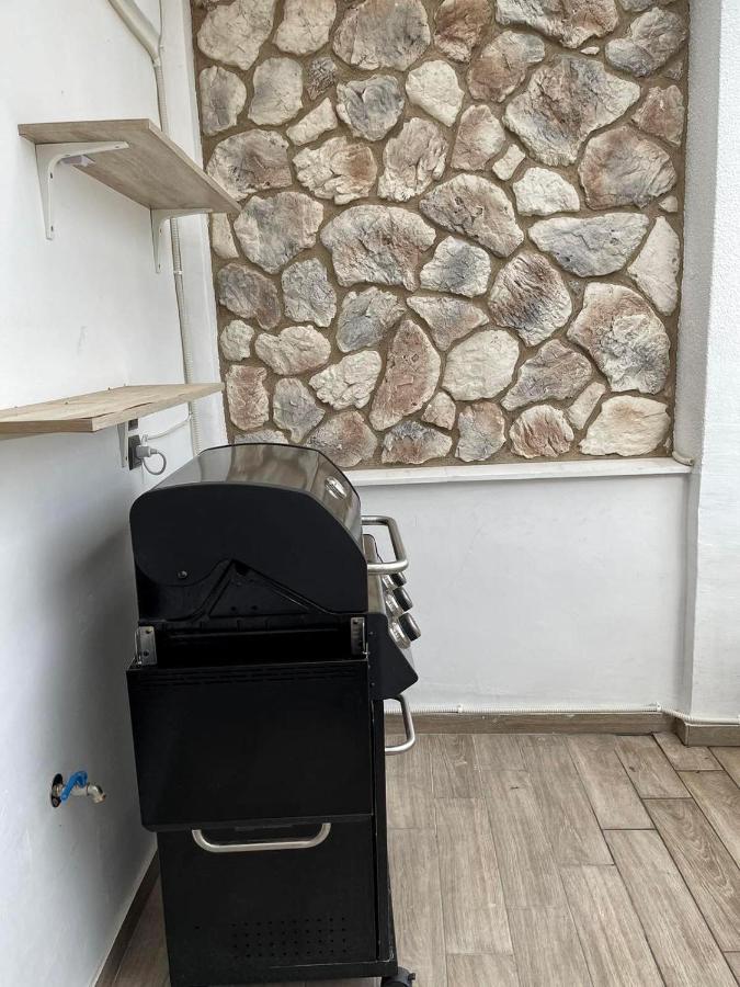 Luxury Townhouse Suite Larissa Esterno foto