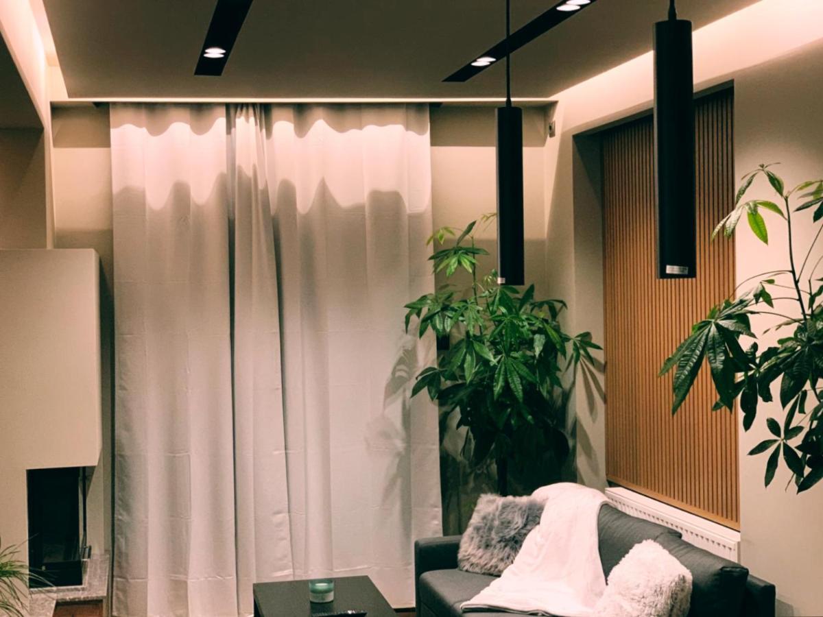 Luxury Townhouse Suite Larissa Esterno foto